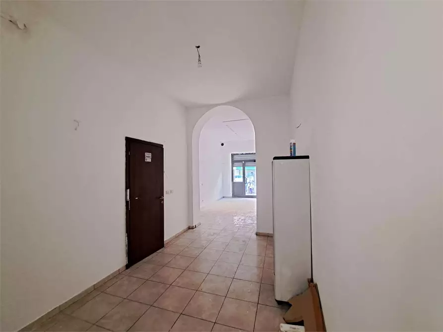 Immagine 9 di Negozio in affitto  in Via De Larderel  30 a Livorno