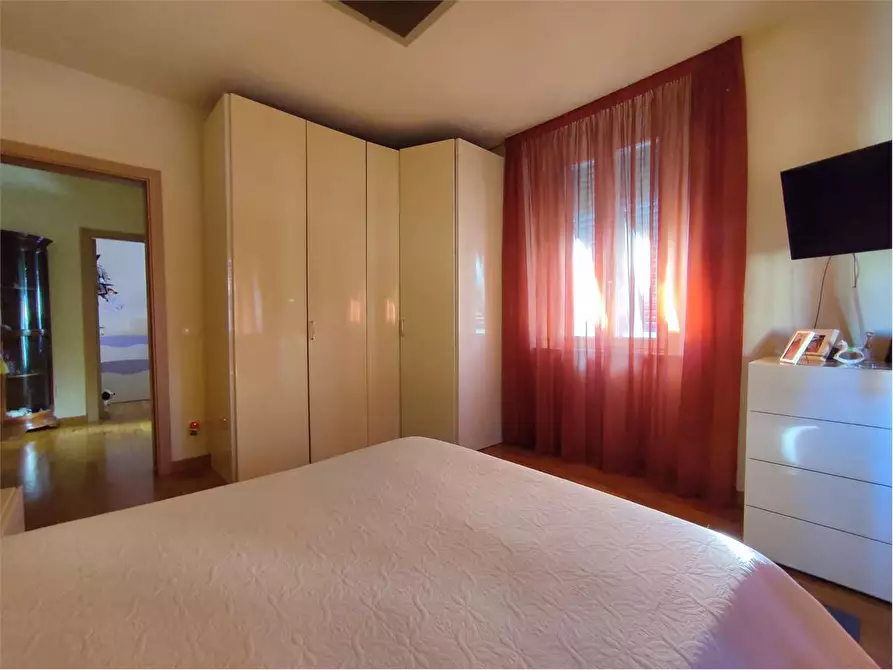 Immagine 11 di Appartamento in vendita  in Via Tiberio Scali  a Livorno