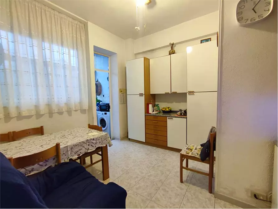 Immagine 3 di Appartamento in vendita  in Via Umbria a Livorno