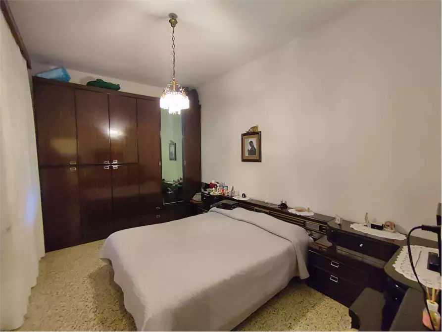 Immagine 6 di Appartamento in vendita  in Via Umbria a Livorno