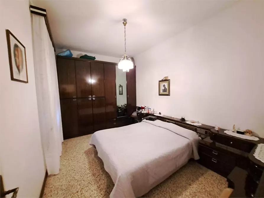 Immagine 14 di Appartamento in vendita  in Via Umbria a Livorno