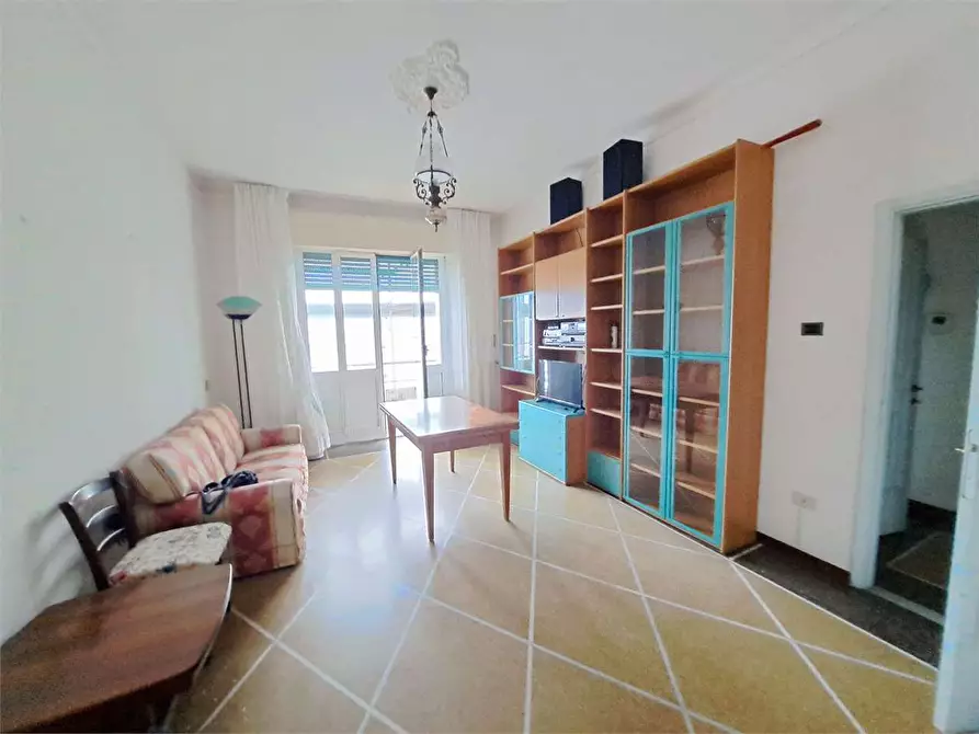 Immagine 1 di Appartamento in vendita  in Viale italia  5 a Livorno