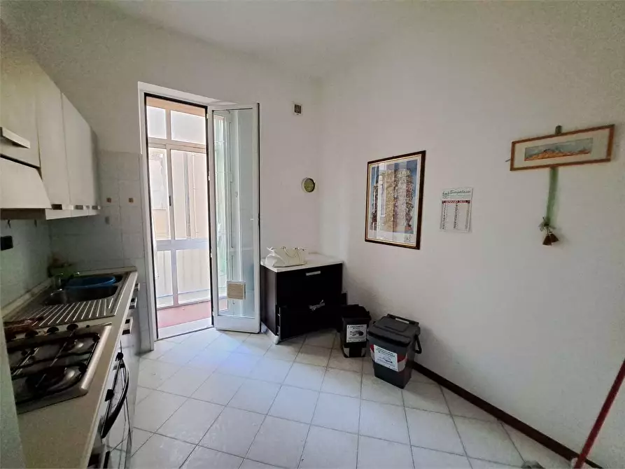 Immagine 6 di Appartamento in vendita  in Viale italia  5 a Livorno