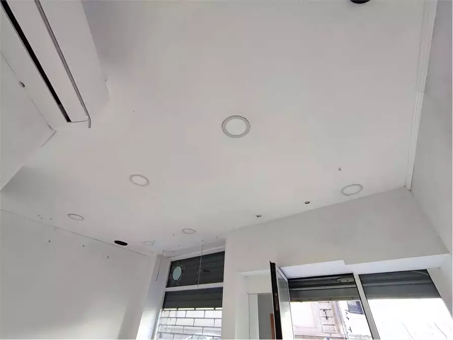 Immagine 7 di Negozio in affitto  in Via delle bandiere  42 a Livorno