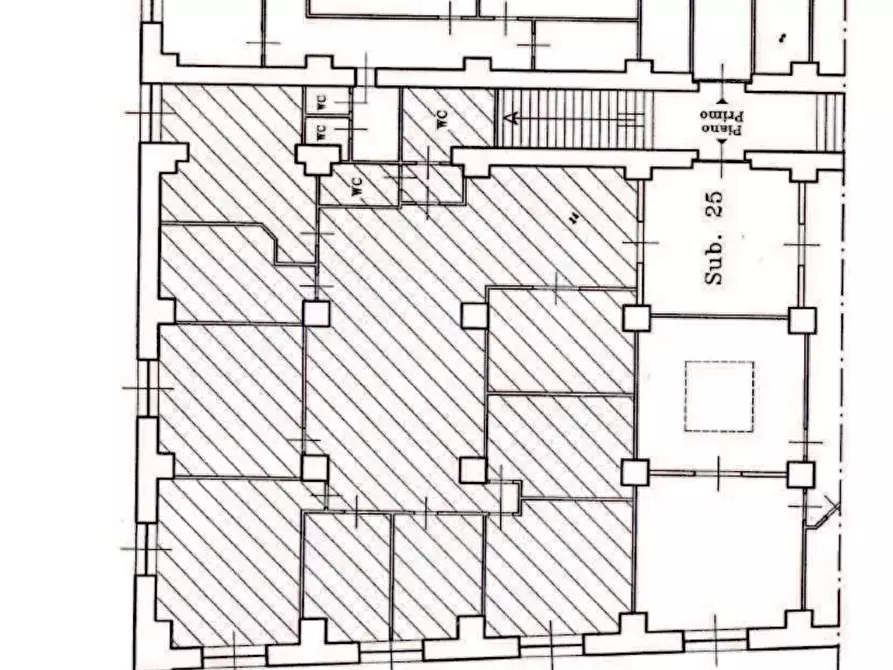 Immagine 11 di Ufficio in affitto  in SCALI DOGANA D'ACQUA a Livorno