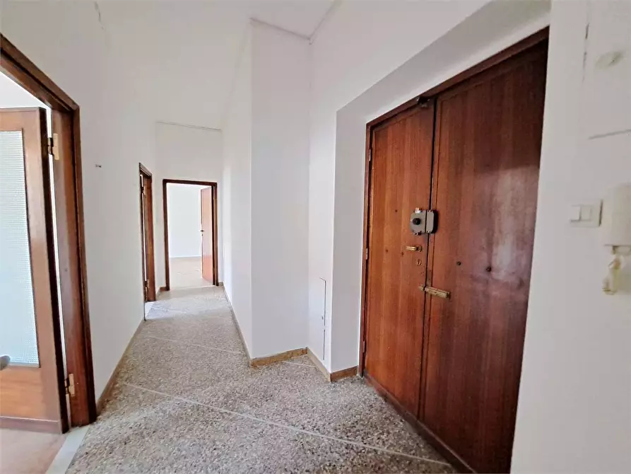 Immagine 4 di Appartamento in vendita  in Via dei cavaglieri  59 a Livorno