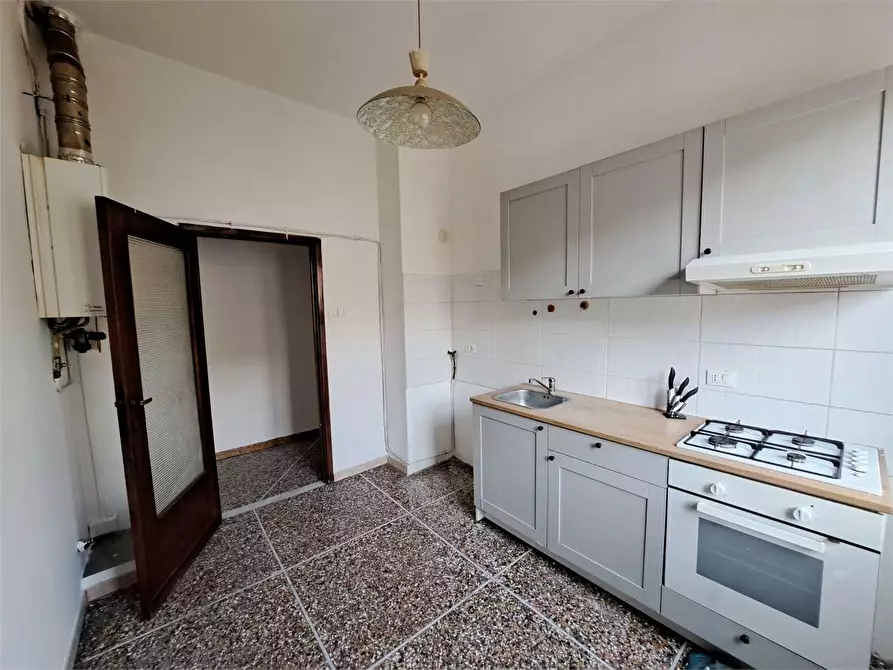 Immagine 11 di Appartamento in vendita  in Via dei cavaglieri  59 a Livorno