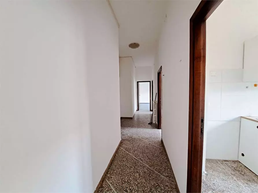 Immagine 18 di Appartamento in vendita  in Via dei cavaglieri  59 a Livorno