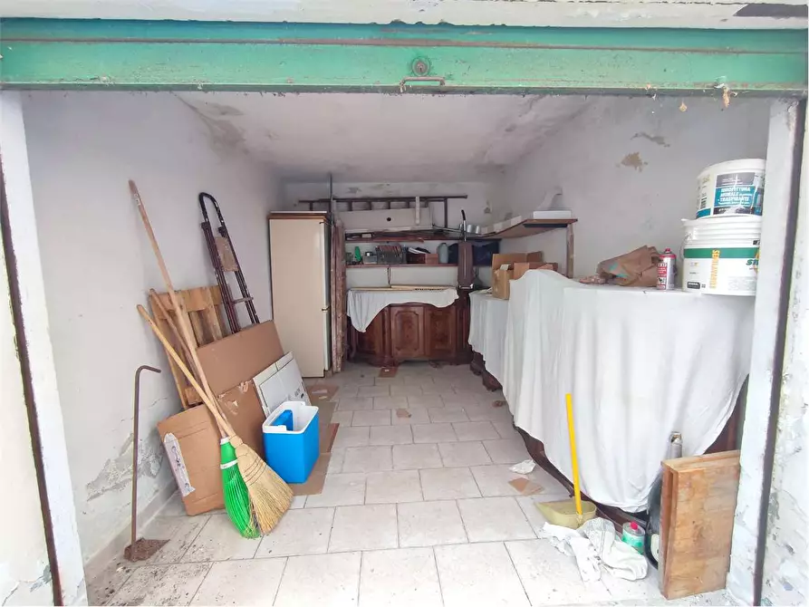 Immagine 22 di Appartamento in vendita  in VIA MENASCI 18 a Livorno