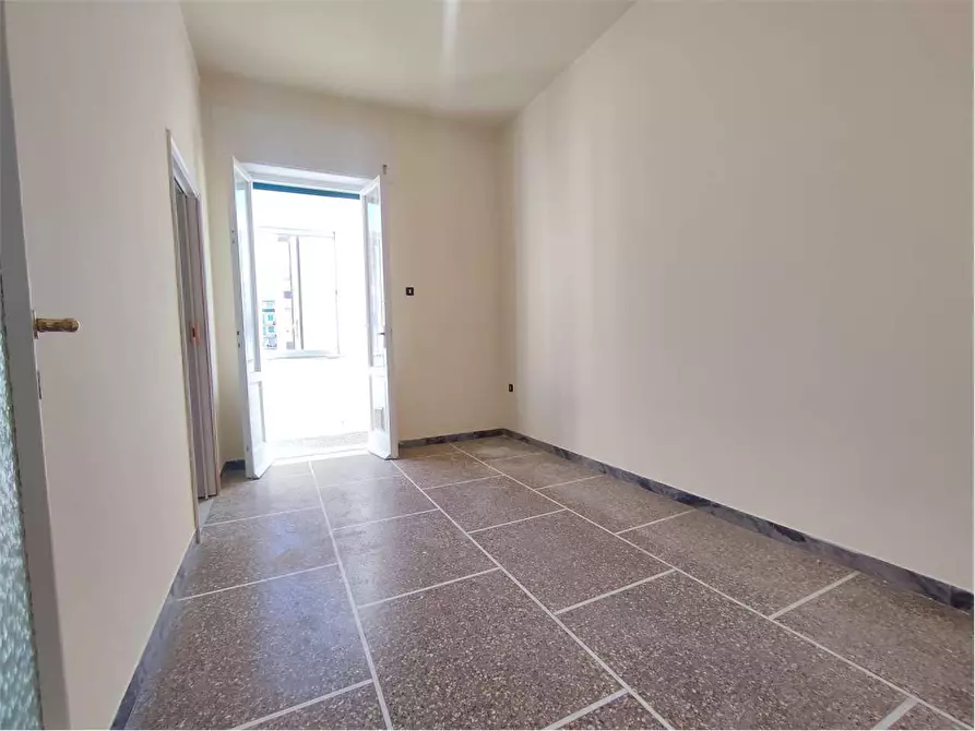 Immagine 9 di Appartamento in vendita  in VIA MENASCI 18 a Livorno