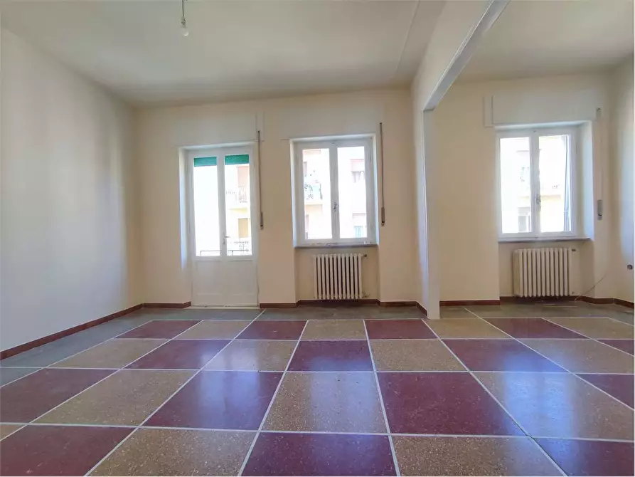 Immagine 3 di Appartamento in vendita  in VIA MENASCI 18 a Livorno