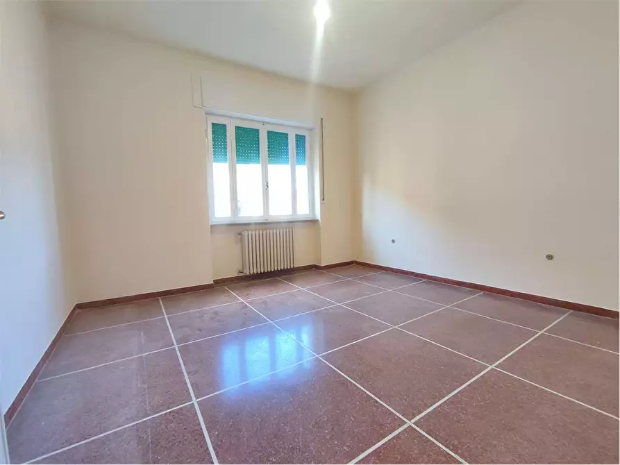 Immagine 18 di Appartamento in vendita  in VIA MENASCI 18 a Livorno