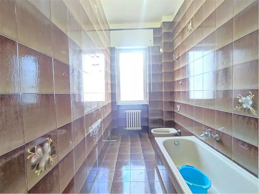 Immagine 24 di Appartamento in vendita  in VIA MENASCI 18 a Livorno