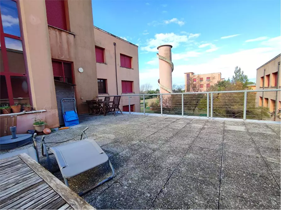 Immagine 17 di Appartamento in vendita  in Viale del Tirreno  80 a Livorno