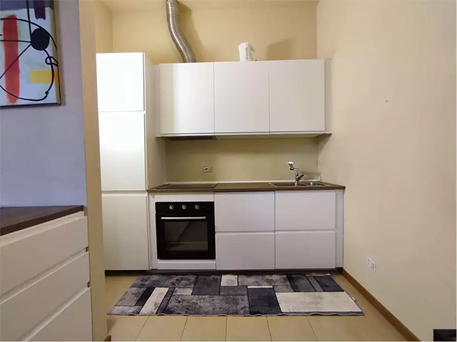 Immagine 10 di Appartamento in vendita  in Viale del Tirreno  80 a Livorno