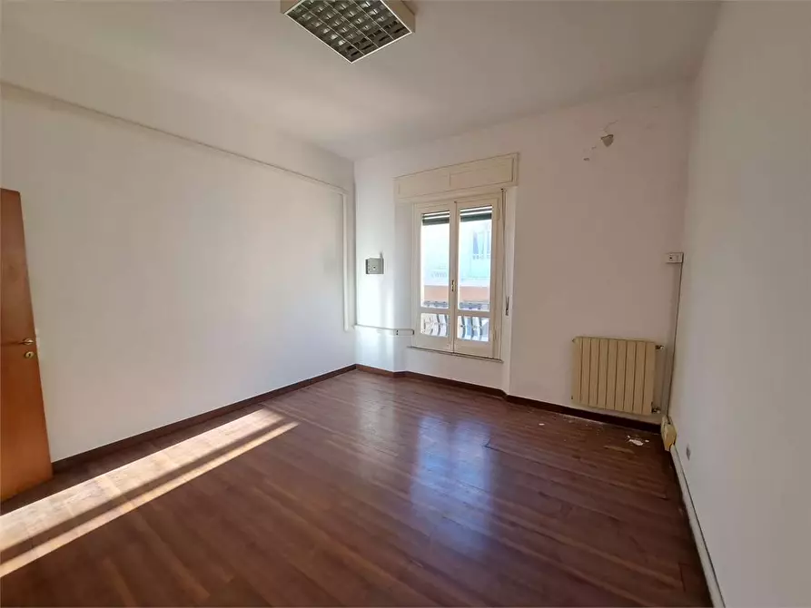 Immagine 16 di Ufficio in affitto  in Piazza Grande  1 a Livorno