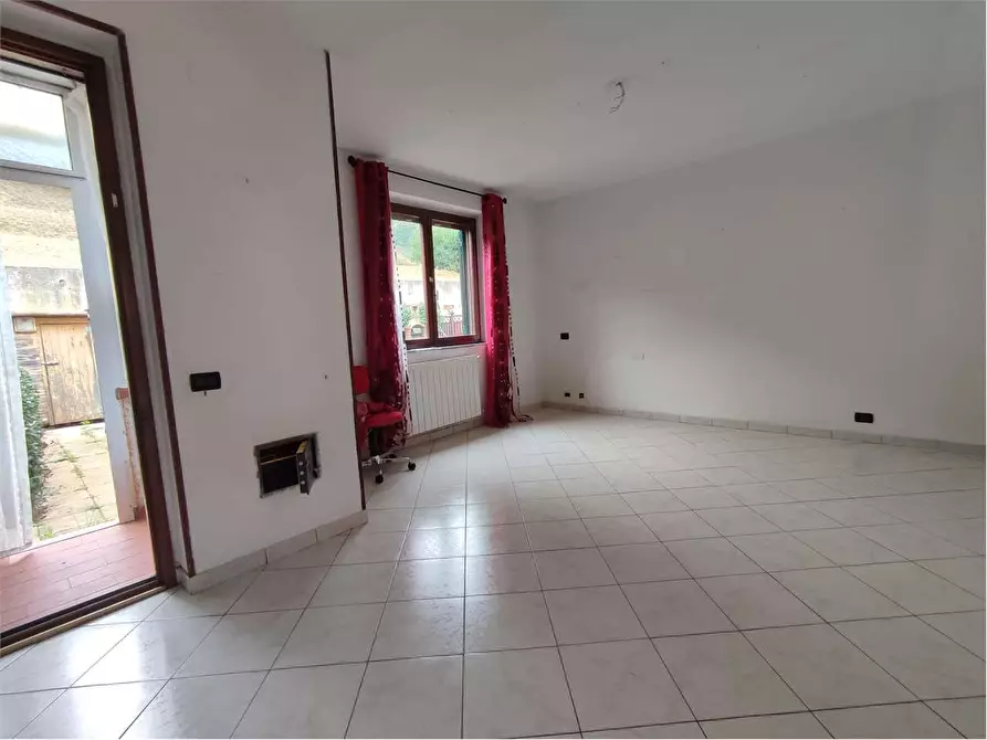 Immagine 9 di Appartamento in vendita  in Via degli ulivi  13 a Collesalvetti