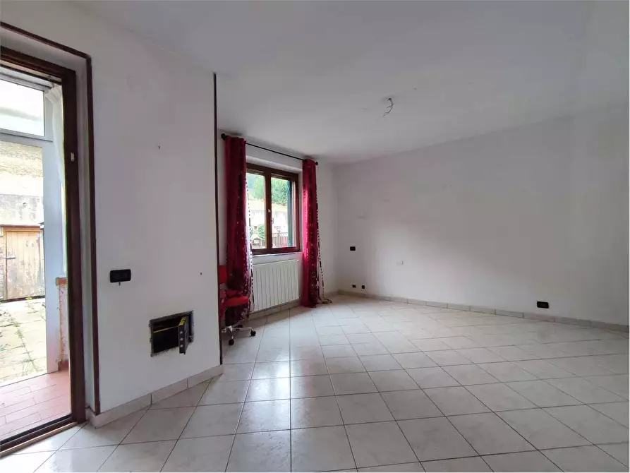 Immagine 7 di Appartamento in vendita  in Via degli ulivi  13 a Collesalvetti