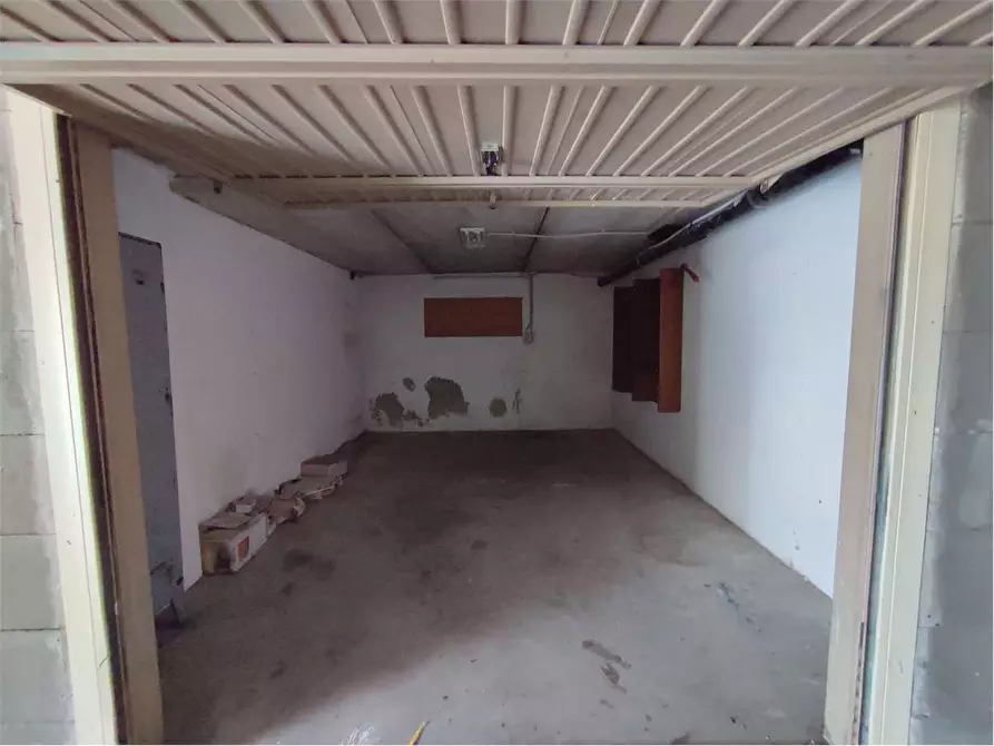 Immagine 35 di Appartamento in vendita  in Via degli ulivi  13 a Collesalvetti