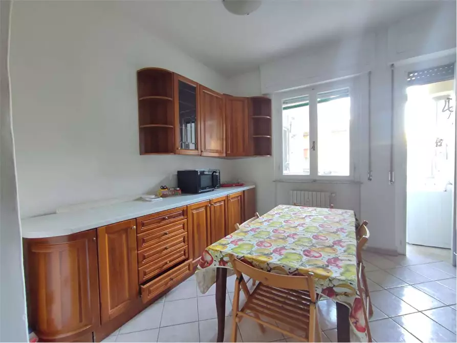 Immagine 5 di Appartamento in vendita  in Piazza giacomo matteotti a Livorno