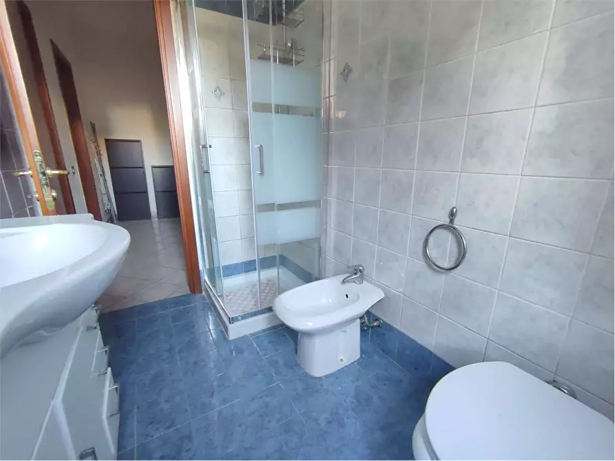 Immagine 22 di Appartamento in vendita  in Piazza giacomo matteotti a Livorno