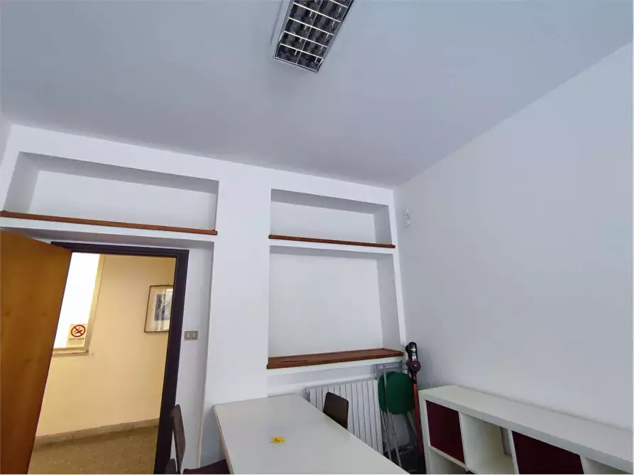 Immagine 6 di Ufficio in affitto  in Piazza grande  a Livorno