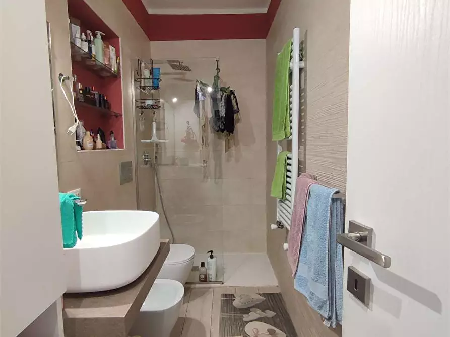 Immagine 21 di Appartamento in vendita  in Piazza Alfredo sforzini a Livorno