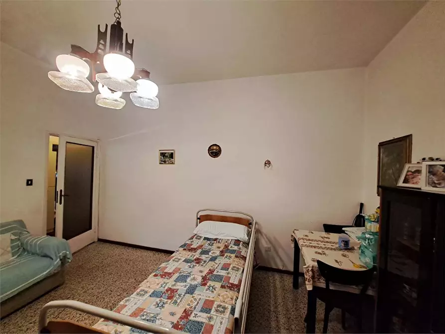 Immagine 19 di Appartamento in vendita  in Via Umbria a Livorno