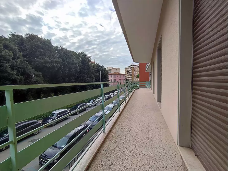 Immagine 4 di Appartamento in affitto  in VIA ROSA DEL TIRRENO a Livorno