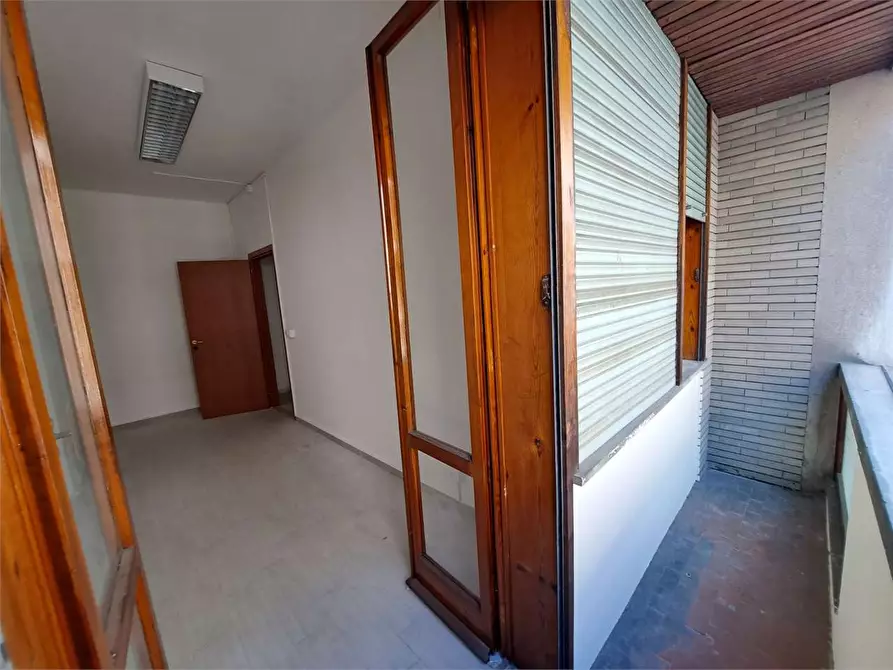Immagine 5 di Ufficio in affitto  in Via monte grappa  5 a Livorno