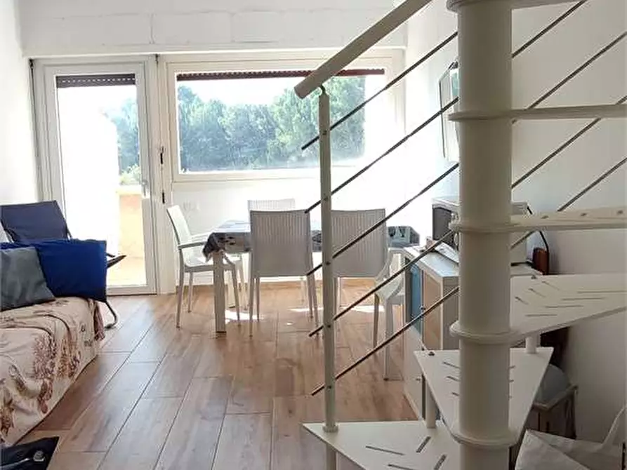 Immagine 3 di Appartamento in vendita  in Via Mario Puccini Chioma a Livorno