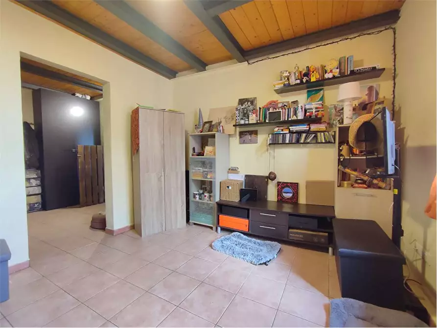 Immagine 17 di Appartamento in vendita  in via Fagiuoli  a Livorno