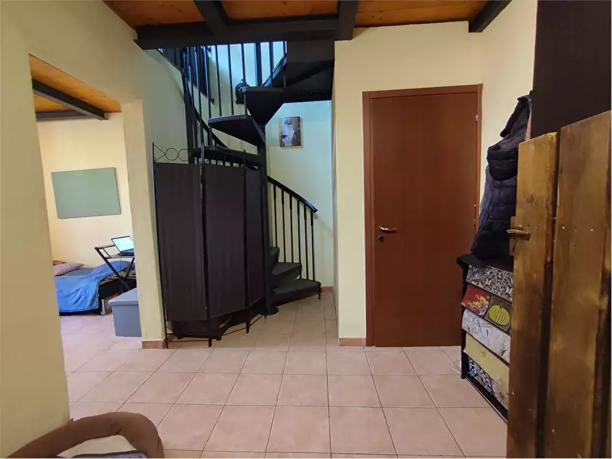 Immagine 23 di Appartamento in vendita  in via Fagiuoli  a Livorno