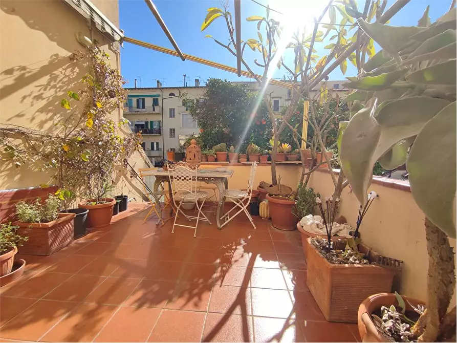 Immagine 11 di Appartamento in vendita  in Via Maggi a Livorno