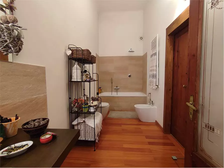 Immagine 28 di Appartamento in vendita  in Via Maggi a Livorno