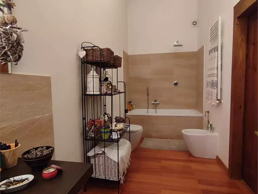 Immagine 31 di Appartamento in vendita  in Via Maggi a Livorno