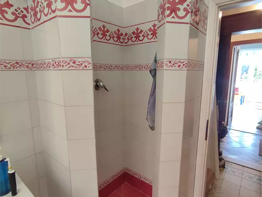 Immagine 43 di Appartamento in vendita  in Via Maggi a Livorno