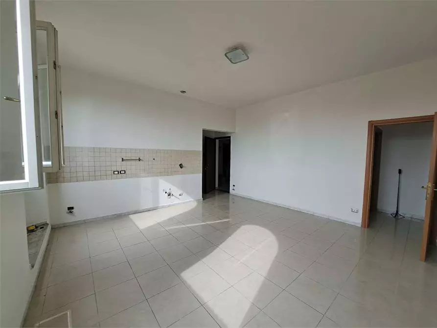 Immagine 3 di Appartamento in vendita  in via mentana a Livorno