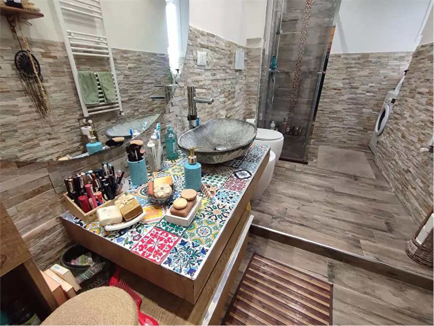 Immagine 25 di Appartamento in vendita  in VIA ROMAGNOSI a Livorno