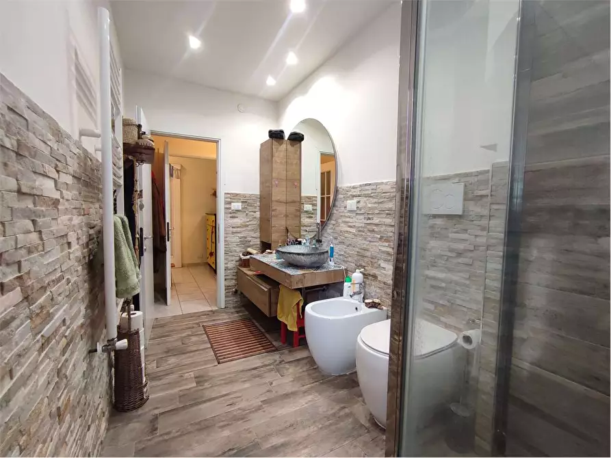 Immagine 23 di Appartamento in vendita  in VIA ROMAGNOSI a Livorno