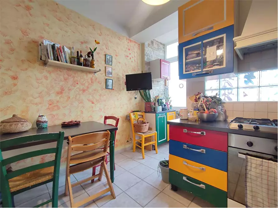 Immagine 9 di Appartamento in vendita  in VIA ROMAGNOSI a Livorno