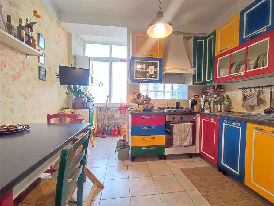 Immagine 11 di Appartamento in vendita  in VIA ROMAGNOSI a Livorno