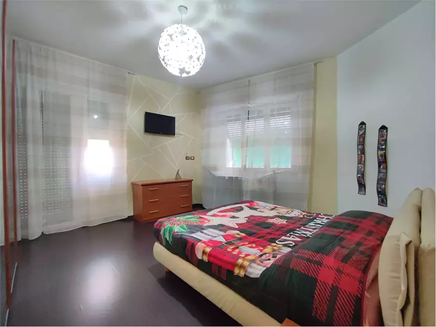 Immagine 16 di Appartamento in vendita  in via Antonio Mangini a Livorno