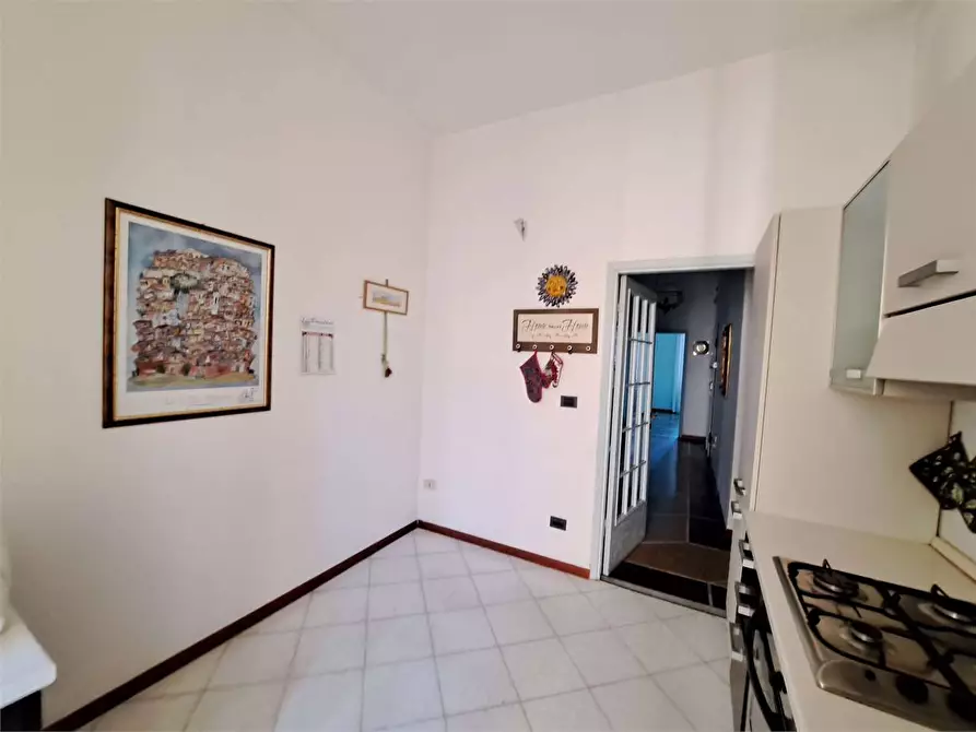 Immagine 16 di Appartamento in vendita  in Viale italia  5 a Livorno