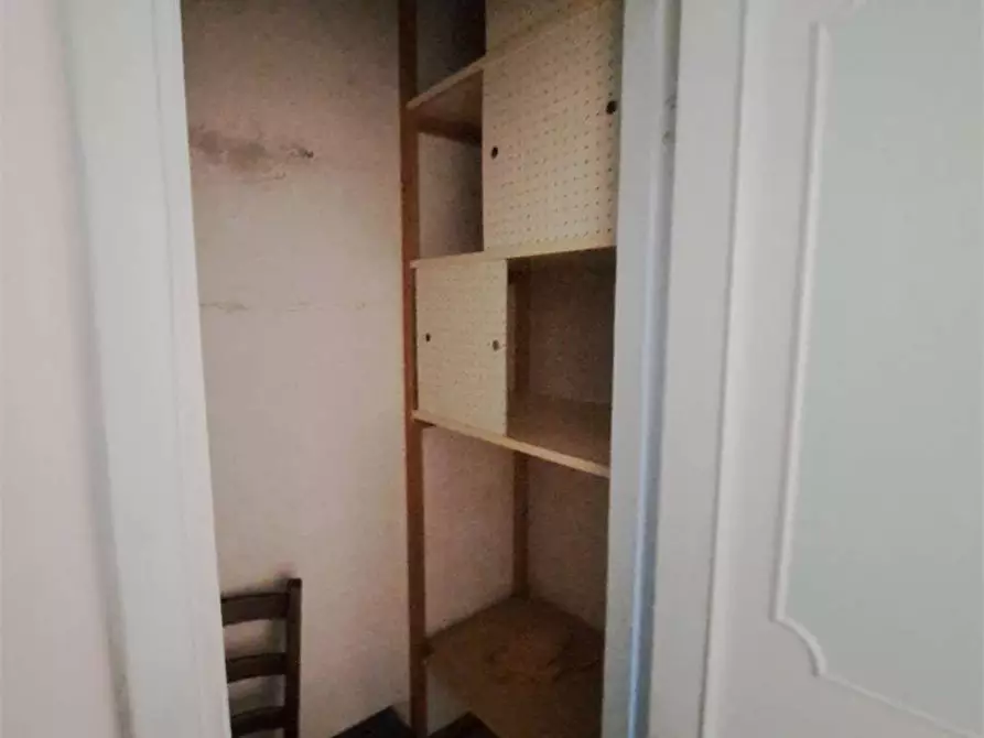 Immagine 30 di Appartamento in vendita  in Viale italia  5 a Livorno