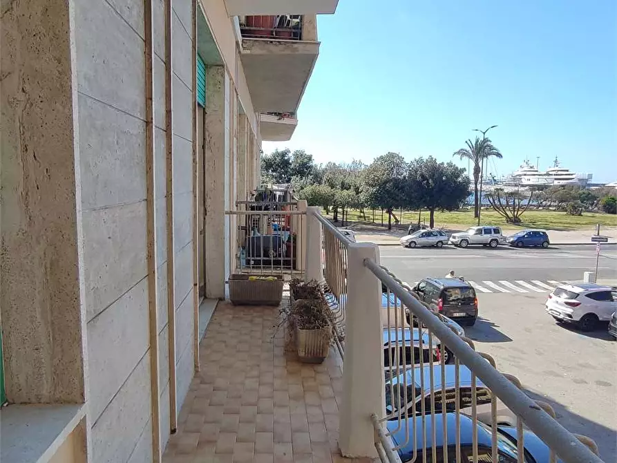 Immagine 3 di Appartamento in vendita  in Viale italia  5 a Livorno