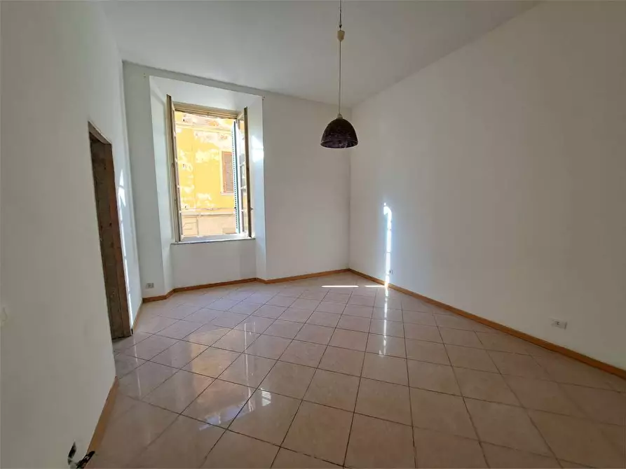 Immagine 2 di Appartamento in vendita  in via dei Mulini a Livorno