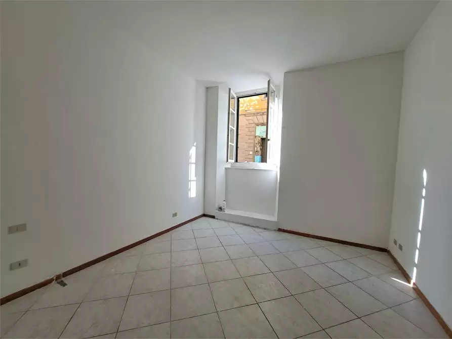 Immagine 5 di Appartamento in vendita  in via dei Mulini a Livorno