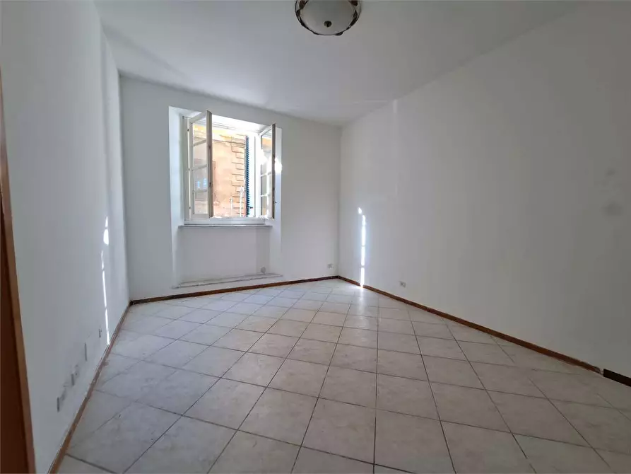 Immagine 7 di Appartamento in vendita  in via dei Mulini a Livorno
