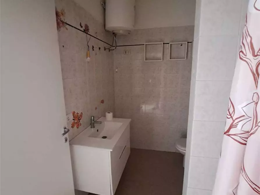 Immagine 13 di Appartamento in vendita  in via dei Mulini a Livorno